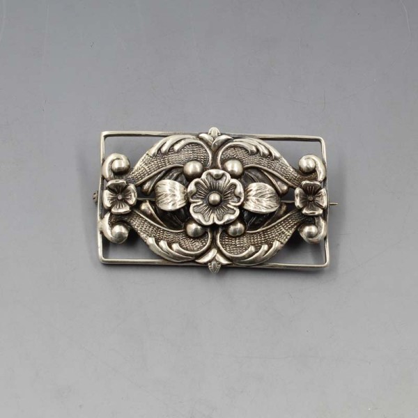 Silver brooches antique sale